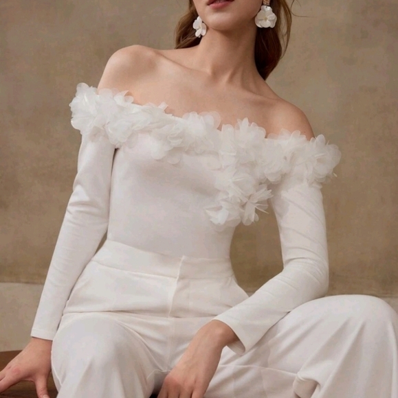 PREMIUM APPLIQUES OFF SHOULDER T-SHIRT - Picture 3 of 5